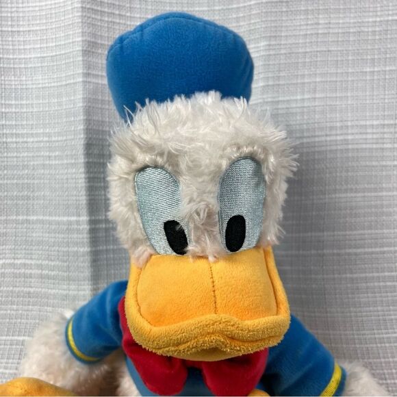 Disney Parks Fuzzy 16 Inch Donald Duck Plush Stuffed Animal - Picture 6 of 12
